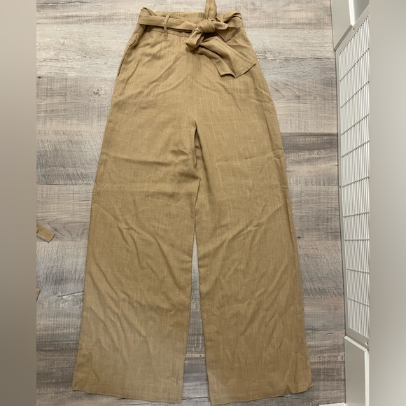 Lost in Lunar Set - Picture 10 of 10